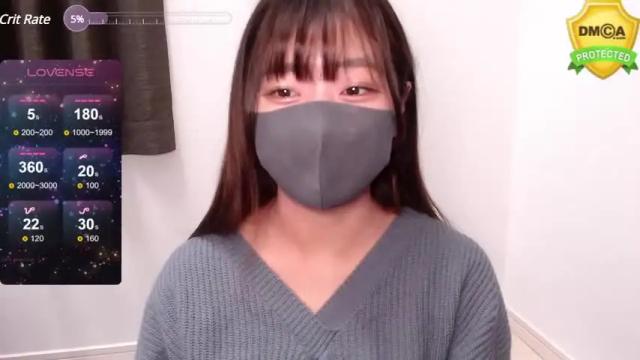 Image 2 of yuri_xx Stream on Chaturbate on 17 months ago