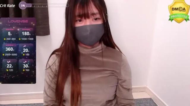 Image 8 of yuri_xx Stream on Chaturbate on 16 months ago