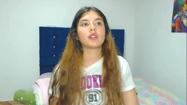 Image 8 of yuribabyhot Stream on Chaturbate on 1 month ago
