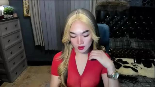 Image 11 of yurinahorny Stream on Chaturbate on 25 months ago