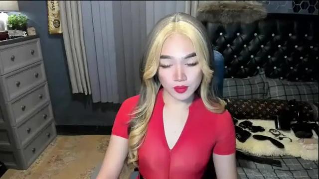 Image 3 of yurinahorny Stream on Chaturbate on 25 months ago