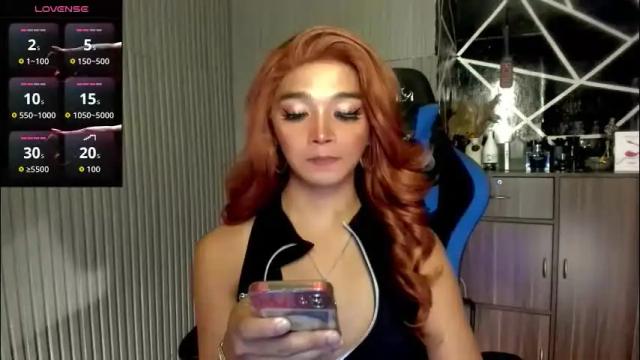 Image 4 of yurinahorny Stream on Chaturbate on 2 months ago