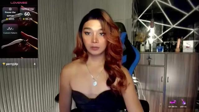 Image 8 of yurinahorny Stream on Chaturbate on 2 months ago