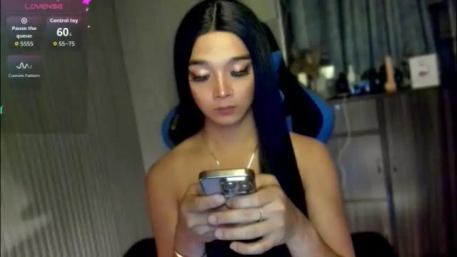 Image 7 of yurinahorny Stream on Chaturbate on 1 month ago