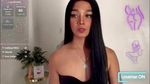 Image 3 of yurinahorny Stream on Chaturbate on 1 month ago