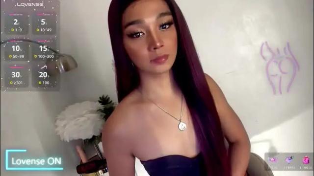 Image 2 of yurinahorny Stream on Chaturbate on 7 days ago