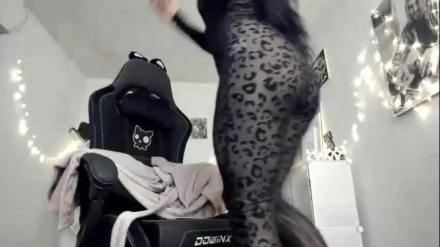 Image 3 of yury_sun Stream on Chaturbate on 7 days ago