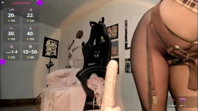 Image 8 of yury_sun Stream on Chaturbate on 1 month ago