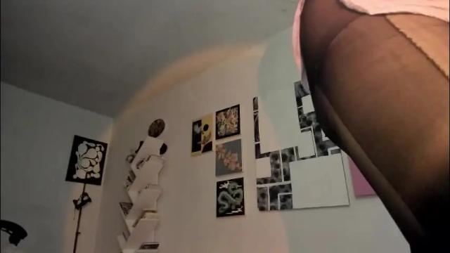 Image 2 of yury_sun Stream on Chaturbate on 1 month ago