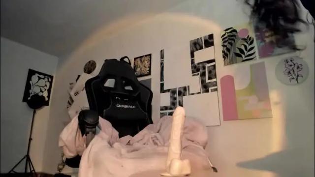 Image 10 of yury_sun Stream on Chaturbate on 1 month ago