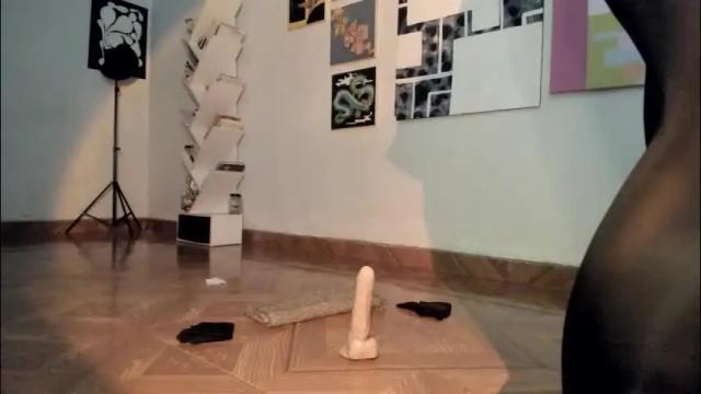 Image 2 of yury_sun Stream on Chaturbate on 27 days ago