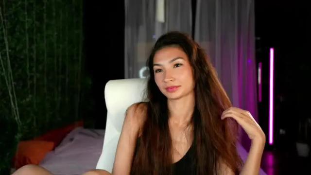 Image 2 of yvetta Stream on Chaturbate on 6 months ago