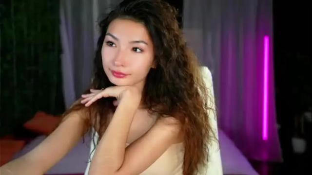 Image 3 of yvetta Stream on Chaturbate on 6 months ago