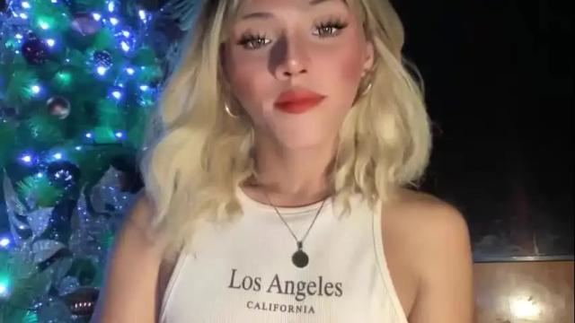 Image 7 of yvonne_guidotti Stream on Chaturbate on 16 months ago