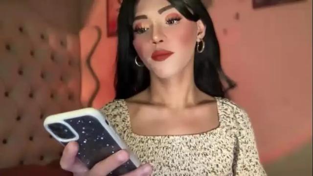 Image 7 of yvonne_guidotti Stream on Chaturbate on 15 months ago