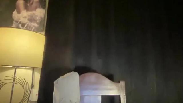 Image 10 of yvonne_guidotti Stream on Chaturbate on 15 months ago