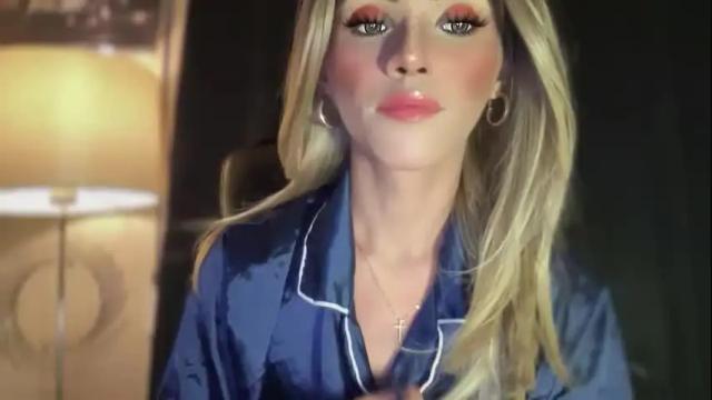 Image 3 of yvonne_guidotti Stream on Chaturbate on 14 months ago