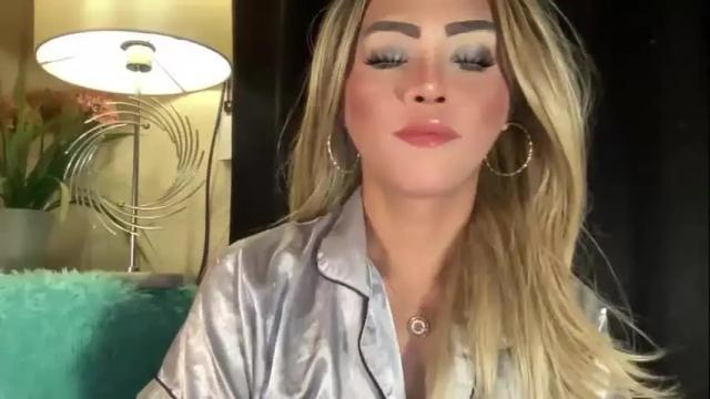 Image 12 of yvonne_guidotti Stream on Chaturbate on 12 months ago