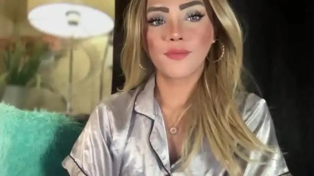 Image 3 of yvonne_guidotti Stream on Chaturbate on 12 months ago