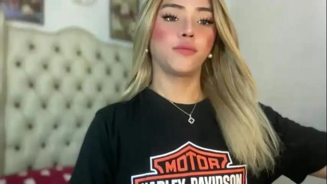 Thumbnail 3, yvonne_guidotti's Stream at Chaturbate, 8 days ago