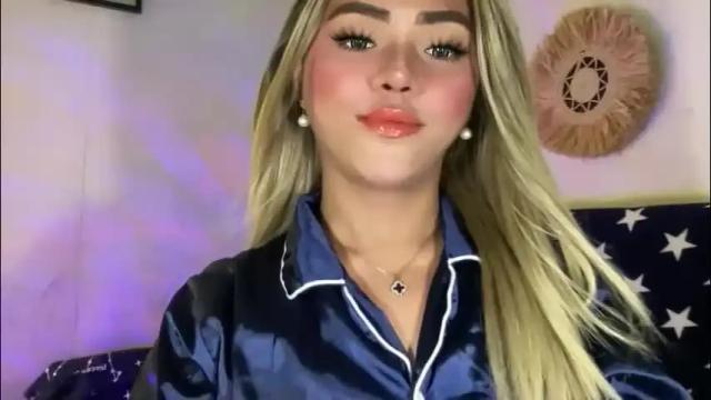 Image 7 of yvonne_guidotti Stream on Chaturbate on 2 months ago