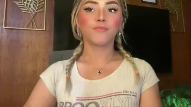 Thumbnail 1, yvonne_guidotti's Stream at Chaturbate, 2 months ago