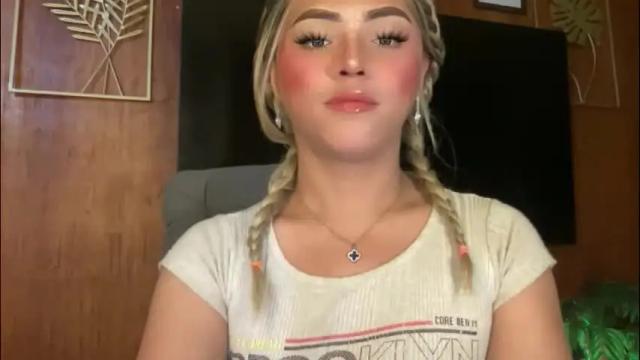 Image 12 of yvonne_guidotti Stream on Chaturbate on 2 months ago