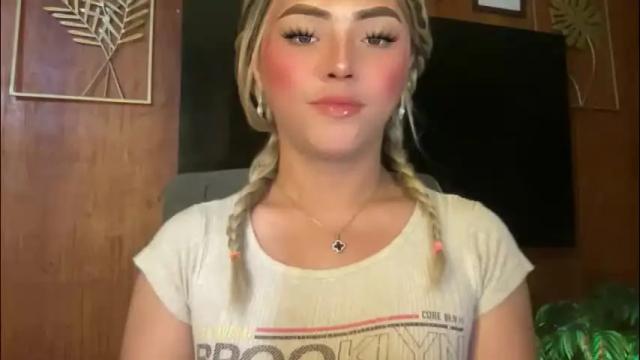 Image 4 of yvonne_guidotti Stream on Chaturbate on 2 months ago