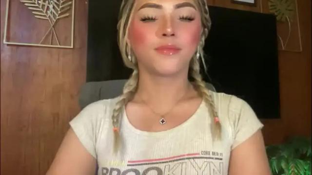 Image 8 of yvonne_guidotti Stream on Chaturbate on 2 months ago