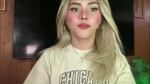 Image 3 of yvonne_guidotti Stream on Chaturbate on 2 months ago