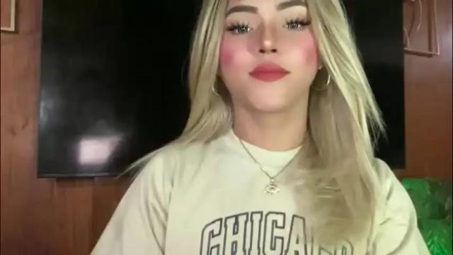 Image 7 of yvonne_guidotti Stream on Chaturbate on 2 months ago