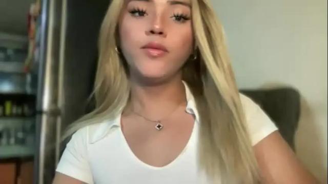 Image 4 of yvonne_guidotti Stream on Chaturbate on 1 month ago