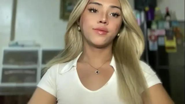 Image 4 of yvonne_guidotti Stream on Chaturbate on 1 month ago