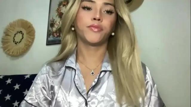 Image 6 of yvonne_guidotti Stream on Chaturbate on 1 month ago