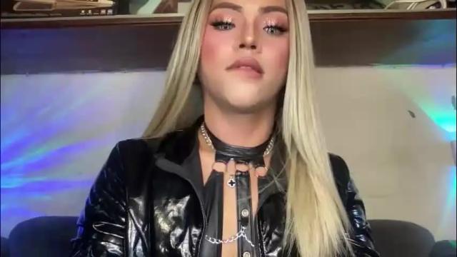 Image 12 of yvonne_guidotti Stream on Chaturbate on 6 days ago