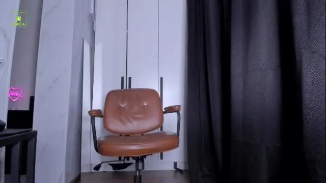 Image 6 of yvonne_miss Stream on Chaturbate on 12 days ago