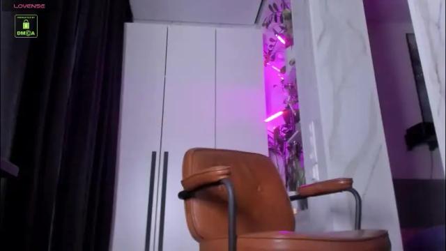 Image 11 of yvonne_miss Stream on Chaturbate on 1 month ago