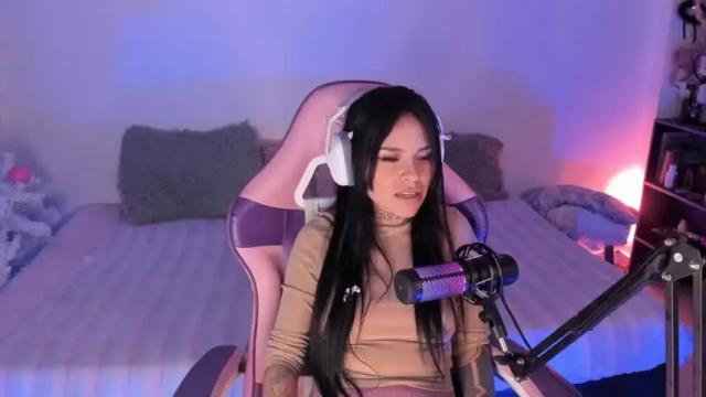 Image 4 of z_e_t_h_a Stream on Chaturbate on 18 months ago