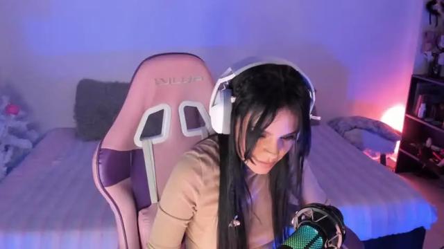 Image 7 of z_e_t_h_a Stream on Chaturbate on 18 months ago