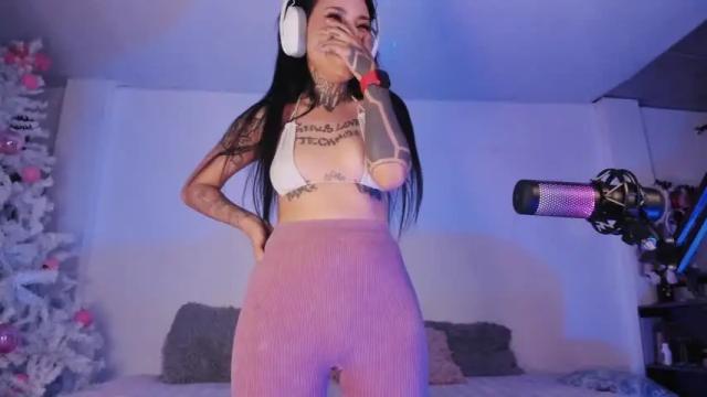 Image 12 of z_e_t_h_a Stream on Chaturbate on 18 months ago