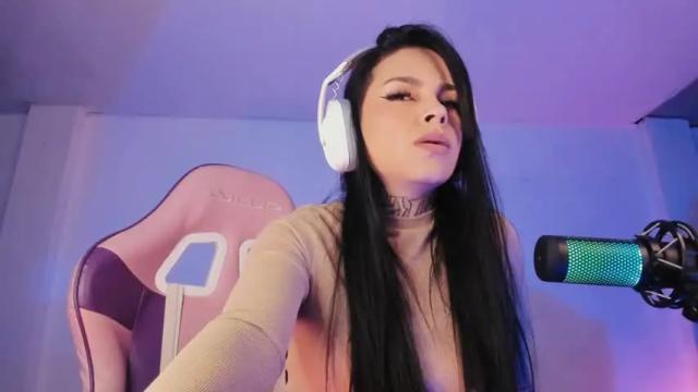 Image 10 of z_e_t_h_a Stream on Chaturbate on 18 months ago