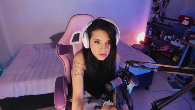 Image 10 of z_e_t_h_a Stream on Chaturbate on 18 months ago