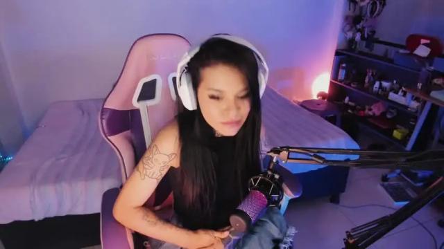 Image 4 of z_e_t_h_a Stream on Chaturbate on 18 months ago