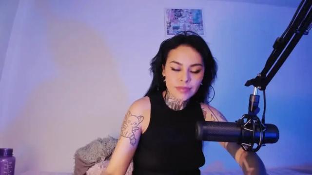 Image 3 of z_e_t_h_a Stream on Chaturbate on 17 months ago