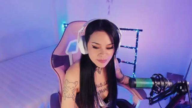 Image 12 of z_e_t_h_a Stream on Chaturbate on 17 months ago