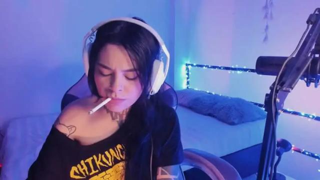 Image 2 of z_e_t_h_a Stream on Chaturbate on 17 months ago