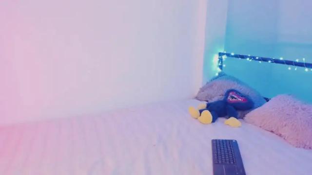 Image 4 of z_e_t_h_a Stream on Chaturbate on 16 months ago