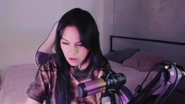 Image 11 of z_e_t_h_a Stream on Chaturbate on 16 months ago