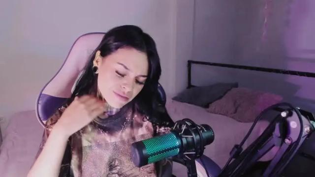 Image 12 of z_e_t_h_a Stream on Chaturbate on 16 months ago