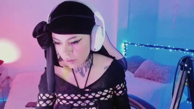 Image 12 of z_e_t_h_a Stream on Chaturbate on 16 months ago